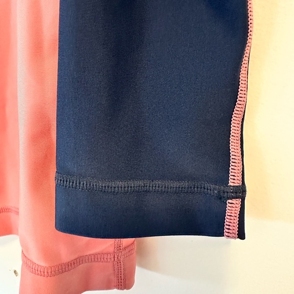 Tea rash guard - Picture 3 of 3